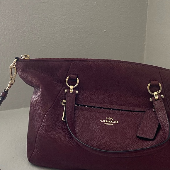 Coach Dark Red Leather Shoulder Bag - Picture 2 of 5